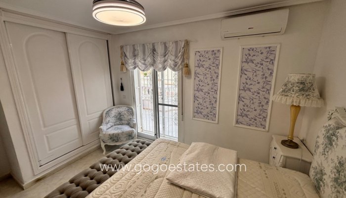 Wiederverkauf - Haus - Stadthaus - Benijofar