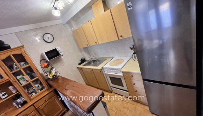 Te koop - Huis - Stadswoning - Torrevieja - La Mata