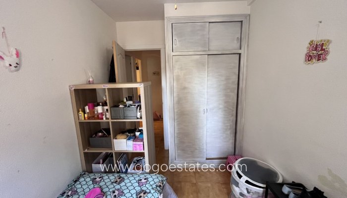 Te koop - Huis - Stadswoning - Torrevieja - La Mata