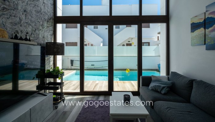 Te koop - Huis - Vrijstaande Villa - Orihuela - Los Balcones