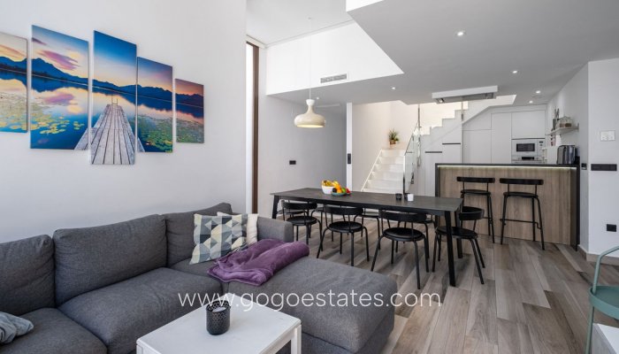 Te koop - Huis - Vrijstaande Villa - Orihuela - Los Balcones