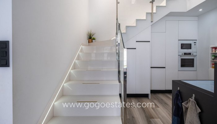 Te koop - Huis - Vrijstaande Villa - Orihuela - Los Balcones