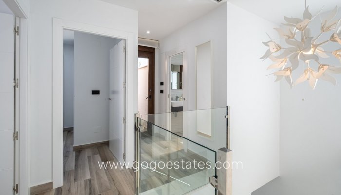 Te koop - Huis - Vrijstaande Villa - Orihuela - Los Balcones