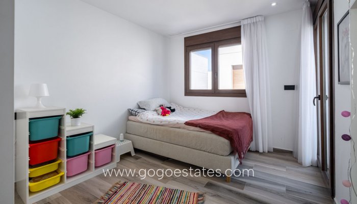 Te koop - Huis - Vrijstaande Villa - Orihuela - Los Balcones