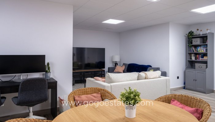 Te koop - Huis - Vrijstaande Villa - Orihuela - Los Balcones