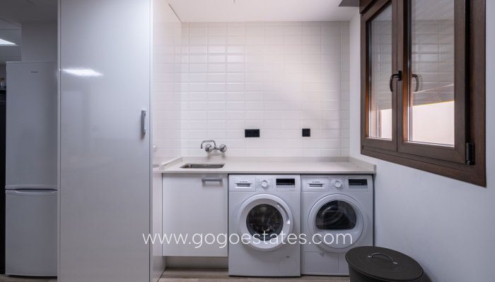 Te koop - Huis - Vrijstaande Villa - Orihuela - Los Balcones