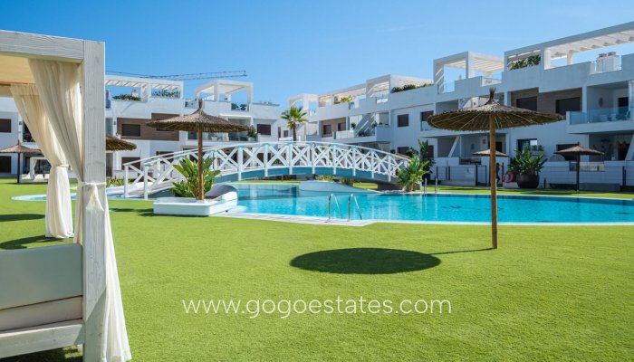 Te koop - Huis - Vrijstaande Villa - Orihuela - Los Balcones