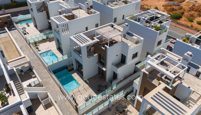 Te koop - Huis - Vrijstaande Villa - Orihuela - Los Balcones