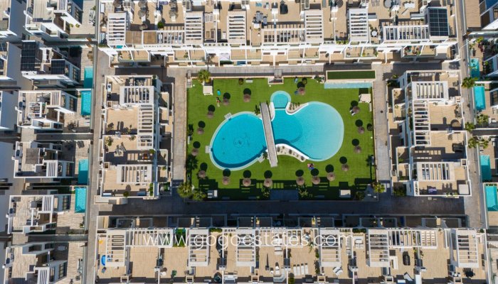 Te koop - Huis - Vrijstaande Villa - Orihuela - Los Balcones