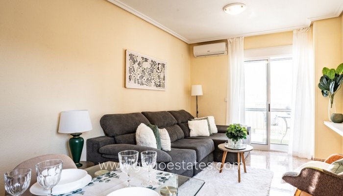 Te koop - Appartement - Appartement op de middelste verdieping - Torrevieja - Torrevieja Centro