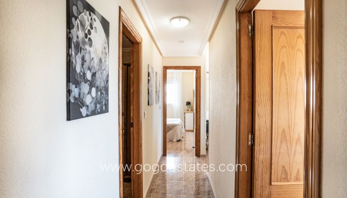 Te koop - Appartement - Appartement op de middelste verdieping - Torrevieja - Torrevieja Centro