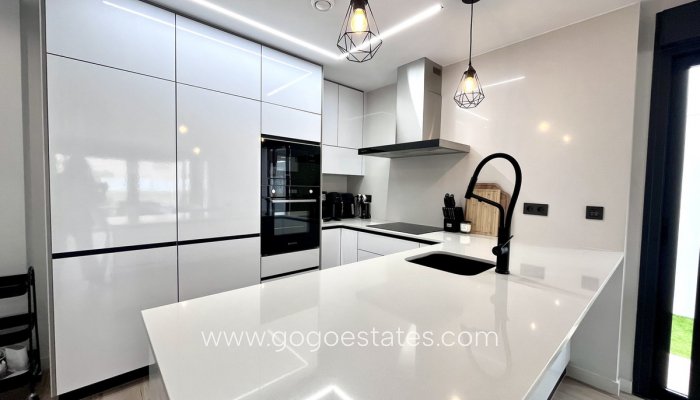 Revente - Maison - Villa Individuelle - Orihuela - Punta Prima