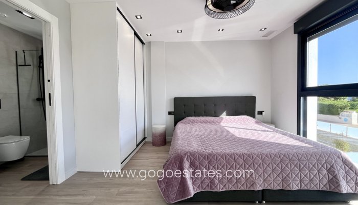 Revente - Maison - Villa Individuelle - Orihuela - Punta Prima