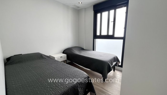 Revente - Maison - Villa Individuelle - Orihuela - Punta Prima