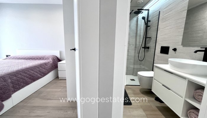 Revente - Maison - Villa Individuelle - Orihuela - Punta Prima