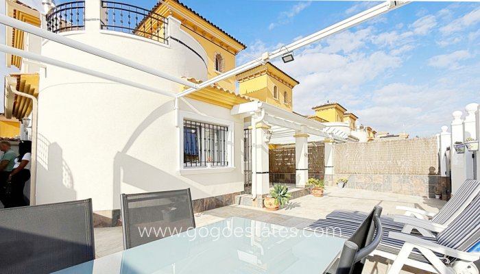 Te koop - Huis - Vrijstaande Villa - Orihuela - Los Altos