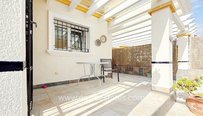 Te koop - Huis - Vrijstaande Villa - Orihuela - Los Altos