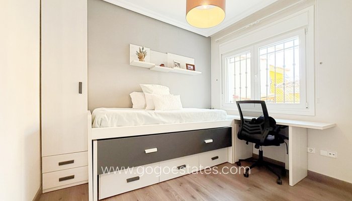 Te koop - Huis - Vrijstaande Villa - Orihuela - Los Altos