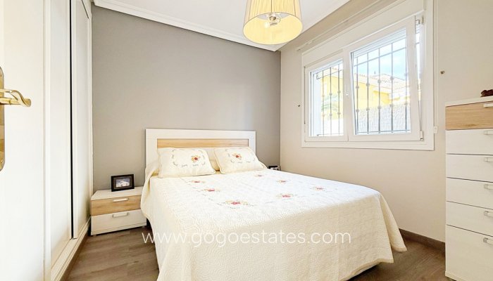 Te koop - Huis - Vrijstaande Villa - Orihuela - Los Altos