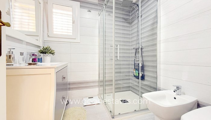 Te koop - Huis - Vrijstaande Villa - Orihuela - Los Altos