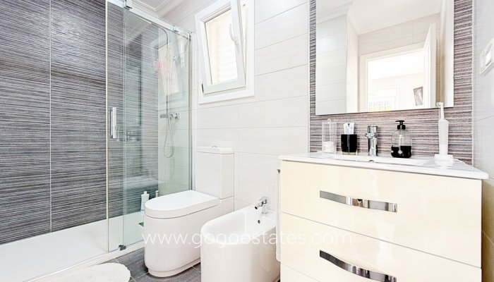 Te koop - Huis - Vrijstaande Villa - Orihuela - Los Altos