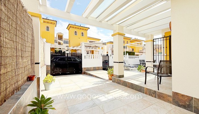 Te koop - Huis - Vrijstaande Villa - Orihuela - Los Altos