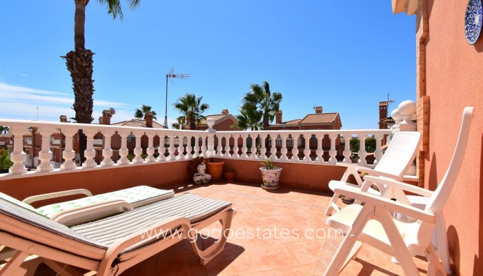 Te koop - Huis - Vrijstaande Villa - Orihuela - Playa Flamenca