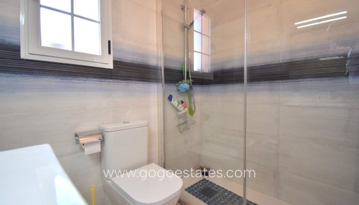 Te koop - Huis - Vrijstaande Villa - Orihuela - Playa Flamenca