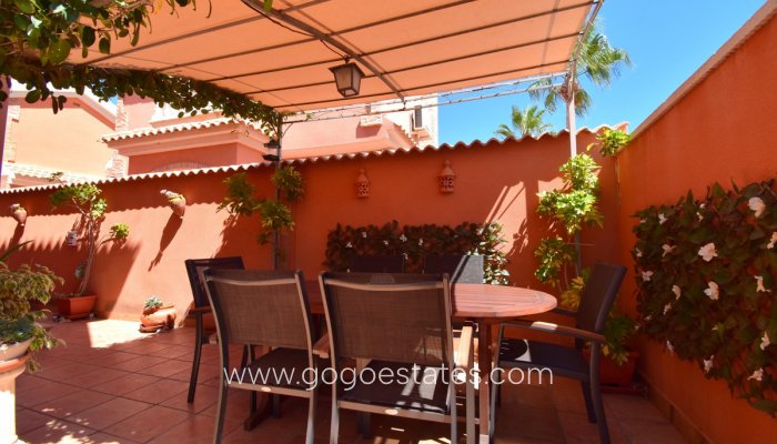 Te koop - Huis - Vrijstaande Villa - Orihuela - Playa Flamenca