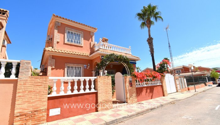 Te koop - Huis - Vrijstaande Villa - Orihuela - Playa Flamenca
