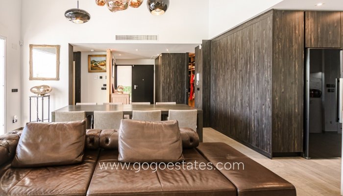 Te koop - Huis - Vrijstaande Villa - Algorfa - Algorfa Centro