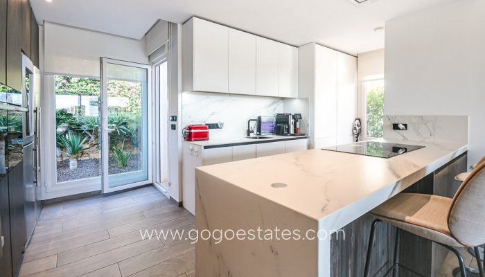 Te koop - Huis - Vrijstaande Villa - Algorfa - Algorfa Centro