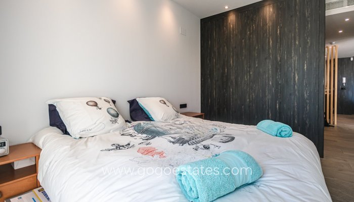 Te koop - Huis - Vrijstaande Villa - Algorfa - Algorfa Centro