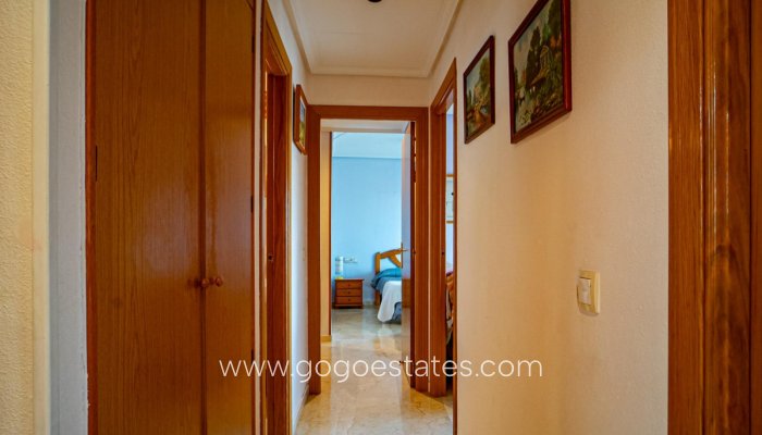 Te koop - Appartement - Appartement op de middelste verdieping - Benidorm - Benidorm Centro