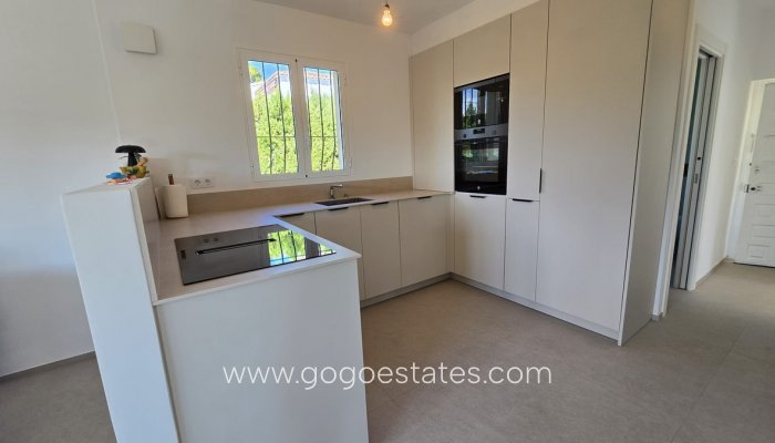 Te koop - Huis - Vrijstaande Villa - Calpe - Calpe Centro