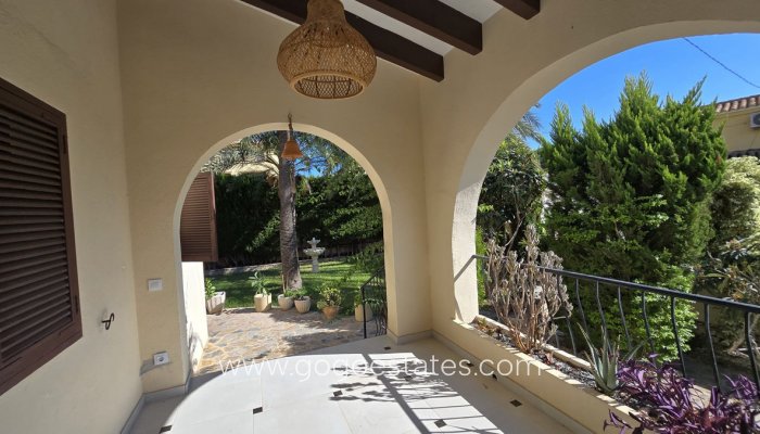 Te koop - Huis - Vrijstaande Villa - Calpe - Calpe Centro