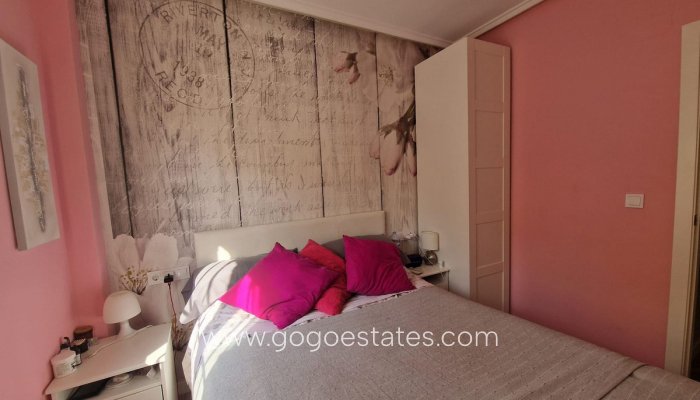 Te koop - Huis - Bungalow - Torrevieja - Torrevieja Centro