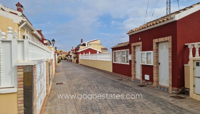 Te koop - Huis - Bungalow - Torrevieja - Torrevieja Centro