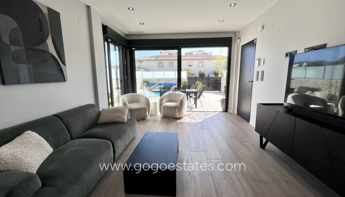 Revente - Maison - Villa Individuelle - Torrevieja - Torrevieja Centro