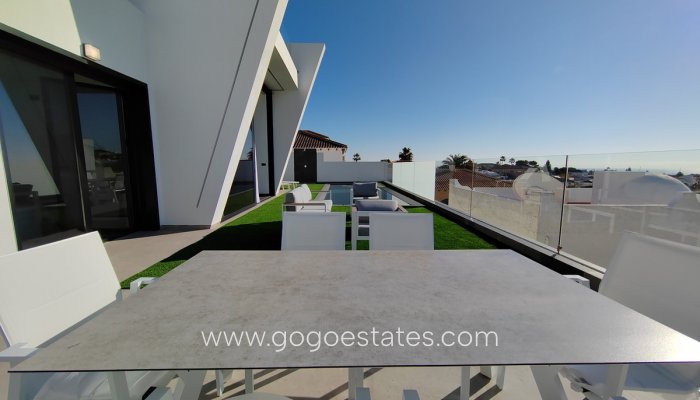 Te koop - Huis - Vrijstaande Villa - Orihuela - Los Balcones