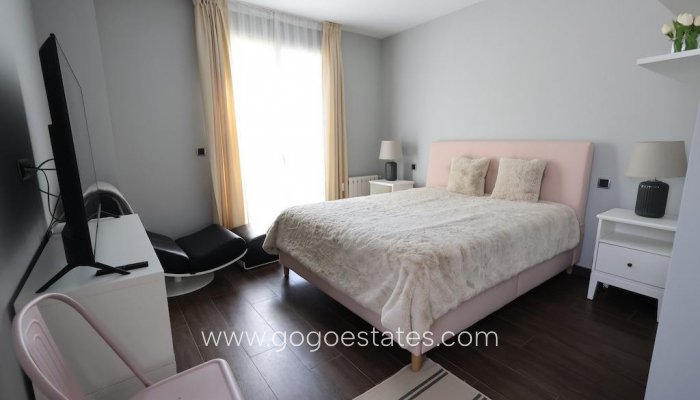 Te koop - Huis - Vrijstaande Villa - Orihuela - Cabo Roig