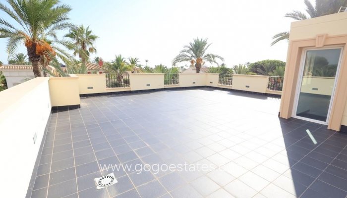 Te koop - Huis - Vrijstaande Villa - Orihuela - Cabo Roig