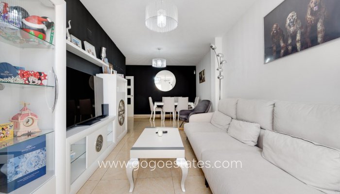 Te koop - Appartement - Appartement op de middelste verdieping - Torrevieja - Torrevieja Centro