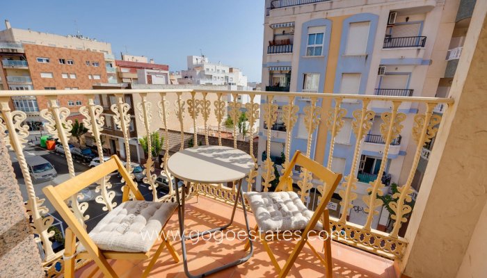 Te koop - Appartement - Appartement op de middelste verdieping - Torrevieja - Torrevieja Centro