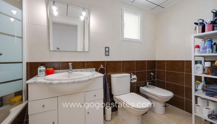 Te koop - Appartement - Appartement op de middelste verdieping - Torrevieja - Torrevieja Centro