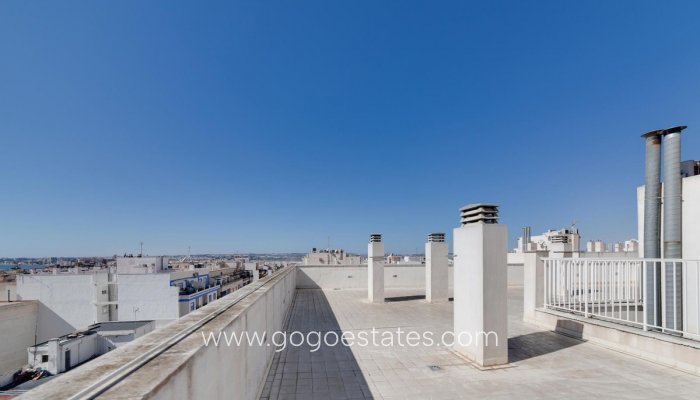 Te koop - Appartement - Appartement op de middelste verdieping - Torrevieja - Torrevieja Centro