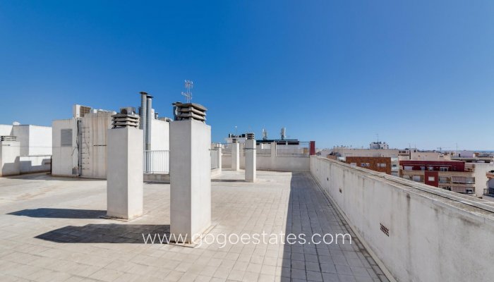 Te koop - Appartement - Appartement op de middelste verdieping - Torrevieja - Torrevieja Centro