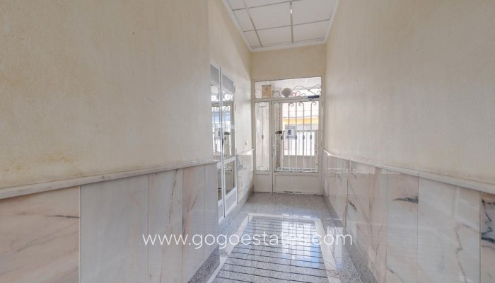 Te koop - Appartement - Appartement op de middelste verdieping - Torrevieja - Torrevieja Centro