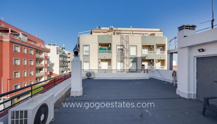 Te koop - Appartement - Appartement op de middelste verdieping - Torrevieja - Torrevieja Centro
