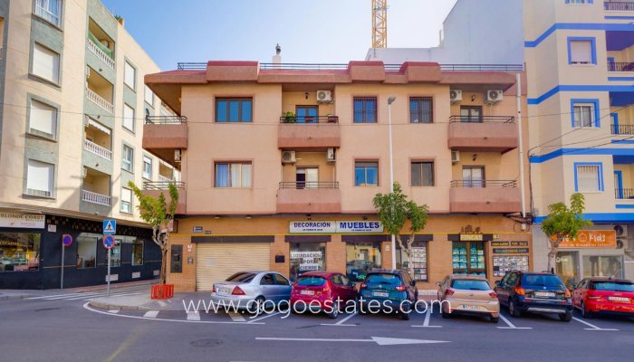 Te koop - Appartement - Appartement op de middelste verdieping - Torrevieja - Torrevieja Centro